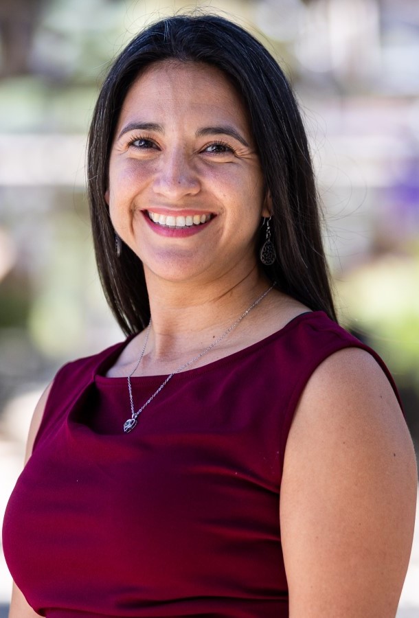 Dr. Roxanee Flores
