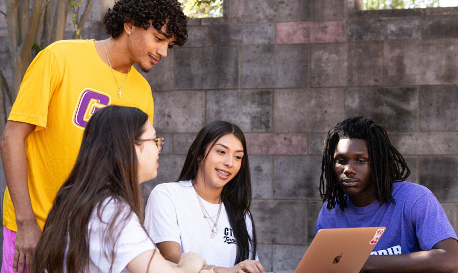 Concordia students working on a collabrative project.
