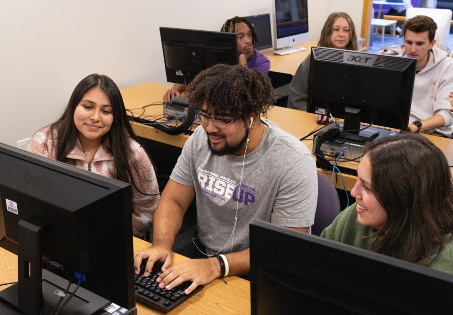 Students in a computer lab
