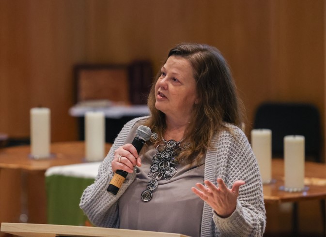 Dr. Schwartz giving a talk at the CTX Chapel. 